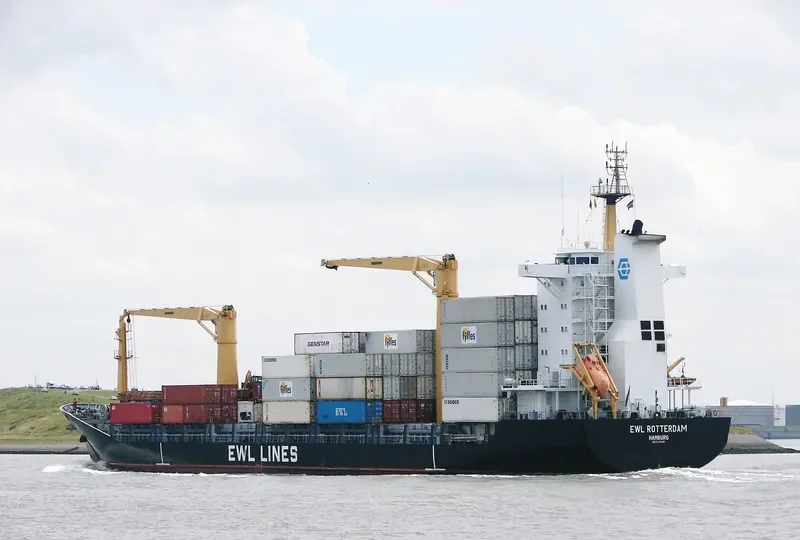 MSC JUANITA F Container Ship IMO 9235608 photo 9