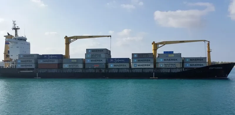 MSC VERA F Container Ship IMO 9235610 photo 5