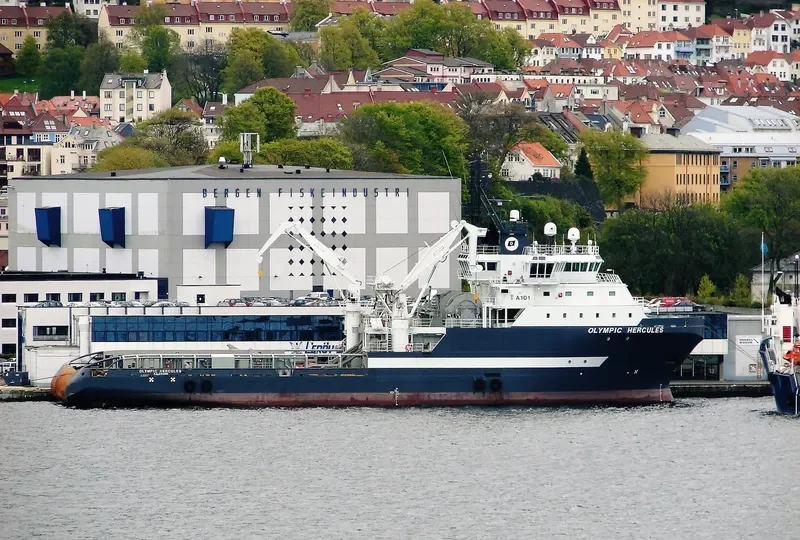 OLYMPIC HERCULES Offshore Vessel IMO 9235672 photo 2