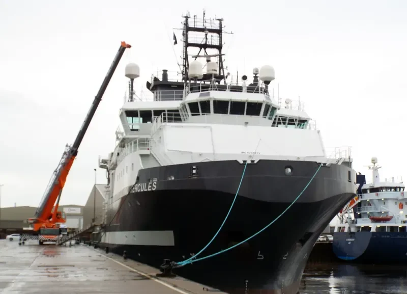 OLYMPIC HERCULES Offshore Vessel IMO 9235672 photo 8