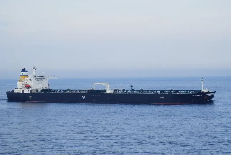 JENNIFER III Tanker IMO 9235737 photo 4
