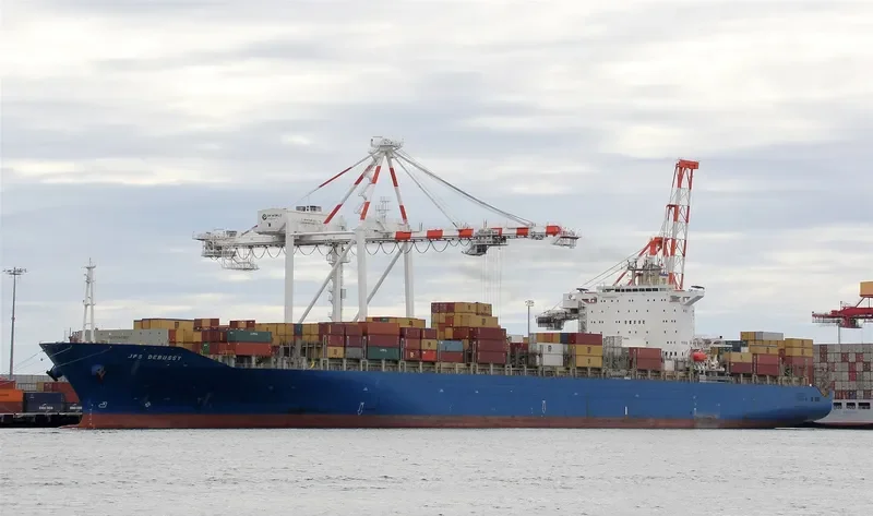 JPS DEBUSSY Container Ship IMO 9235907 photo 3
