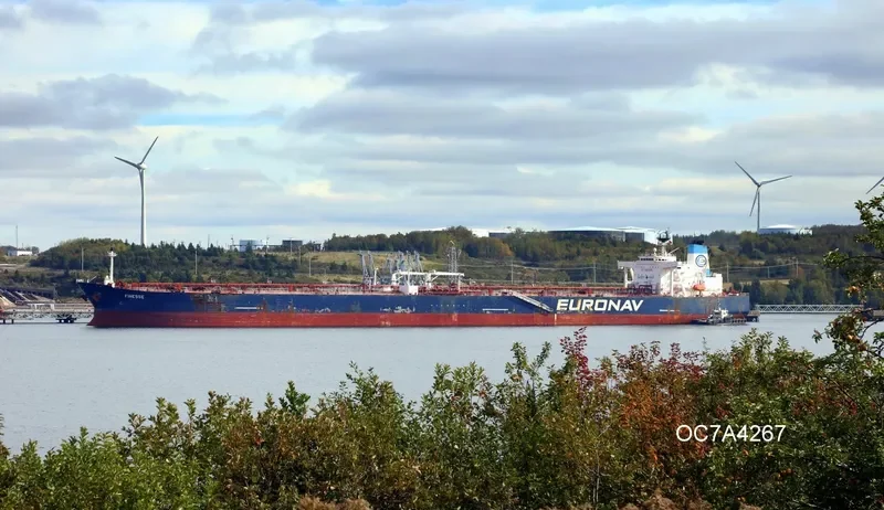 ZENITH Tanker IMO 9236016 photo 2