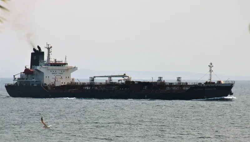 JISHUN Tanker IMO 9236054 photo 10
