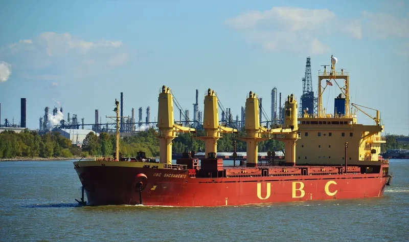 UBC SACRAMENTO Bulk Carrier IMO 9236080 photo 6