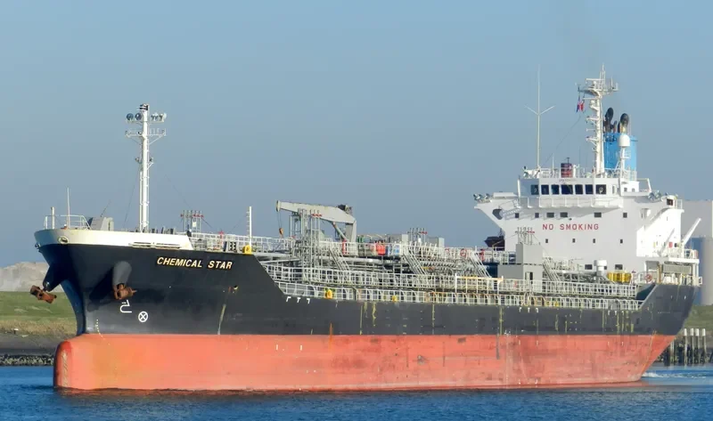 AU LIBRA Tanker IMO 9236339 photo 9