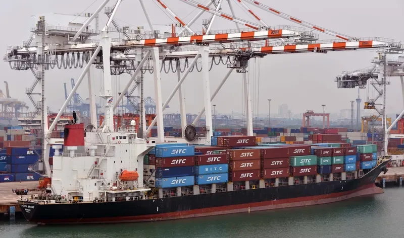HARBOUR NEPTUNE Container Ship IMO 9236341 photo 2