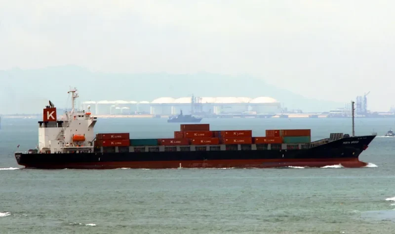 HARBOUR NEPTUNE Container Ship IMO 9236341 photo 9