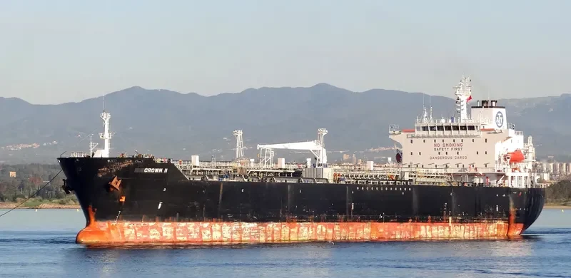 CROWN II Tanker IMO 9236640 photo 3