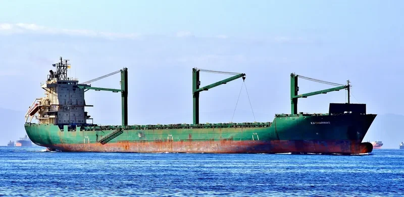 KENT TRADER Container Ship IMO 9236652 photo 9