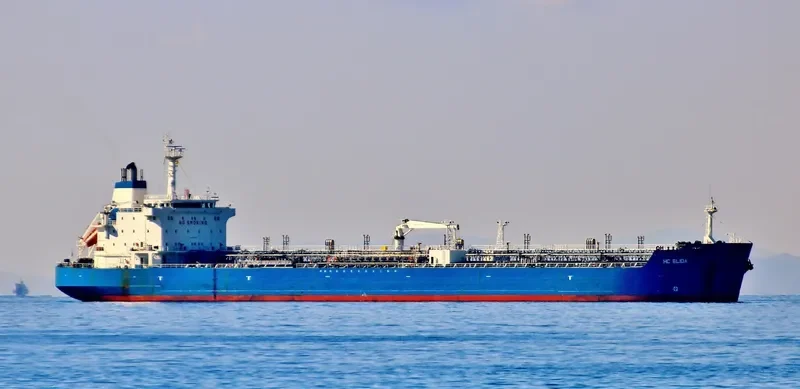 BOSL Tanker IMO 9236731 photo 5
