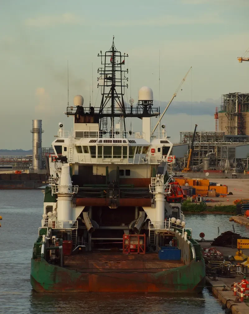 CROWN Offshore Vessel IMO 9236963