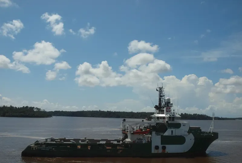 CROWN Offshore Vessel IMO 9236963 photo 8