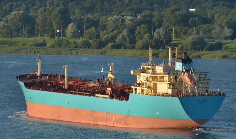 RAS MAERSK Tanker IMO 9236999 photo 5