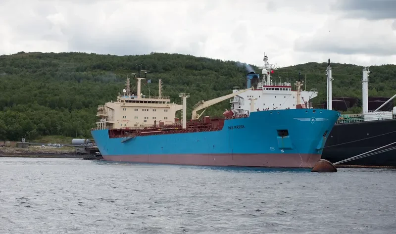 RAS MAERSK Tanker IMO 9236999 photo 10