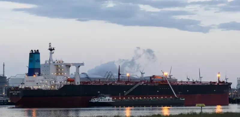 LIGERA Tanker IMO 9237072 photo 4