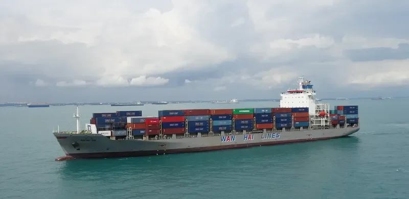 WAN HAI 306 Container Ship IMO 9237084 photo 8