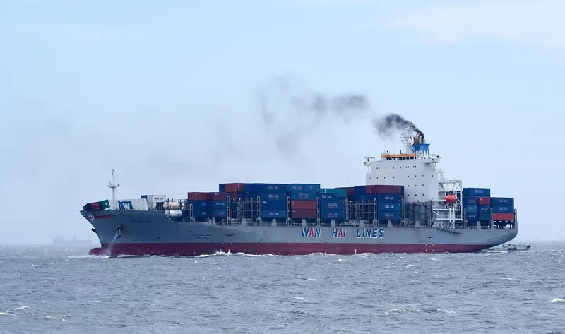 WAN HAI 306 Container Ship IMO 9237084 photo 10