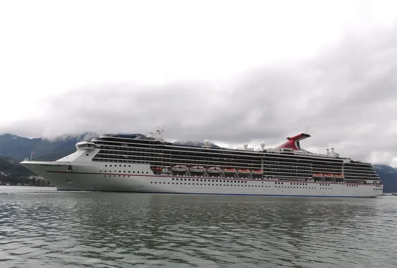 CARNIVAL MIRACLE Passenger Ship IMO 9237357 photo 5
