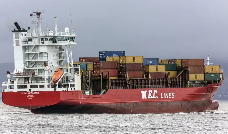 WEC VERMEER Container Ship IMO 9237371 photo 4