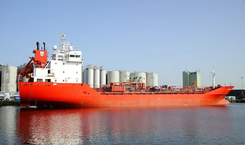 ELSE MARIE THERESA Tanker IMO 9237864 photo 4