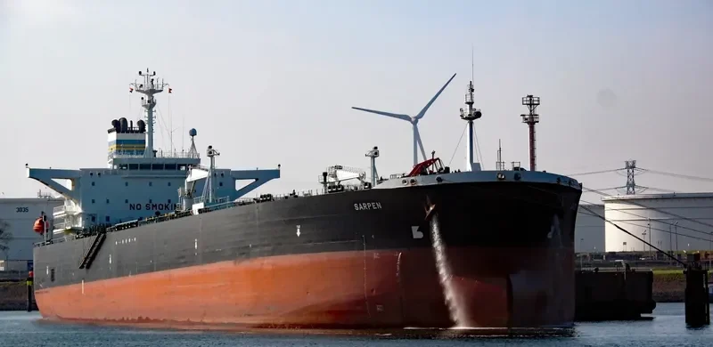 CLIO Tanker IMO 9238052 photo 3