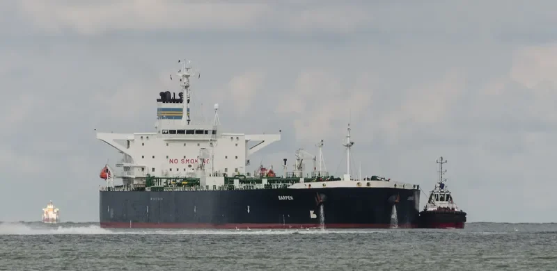 CLIO Tanker IMO 9238052 photo 4
