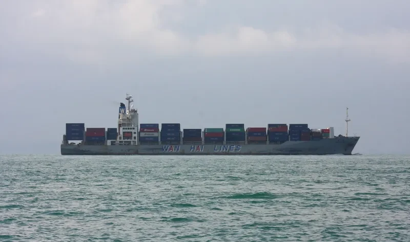 WAN HAI 301 Container Ship IMO 9238155 photo 3
