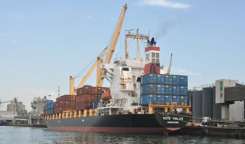 KOTA HALUS Container Ship IMO 9238612 photo 5