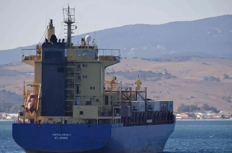 REPULSE BAY Container Ship IMO 9238698 photo 9