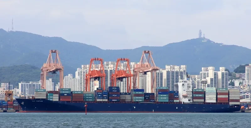 OEL JUMEIRAH Container Ship IMO 9238791 photo 2