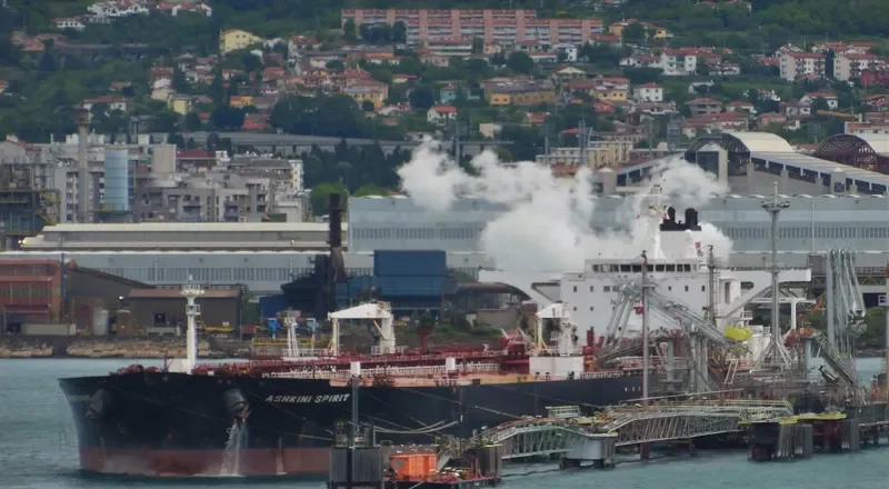 EVAGORAS Tanker IMO 9239484 photo 2