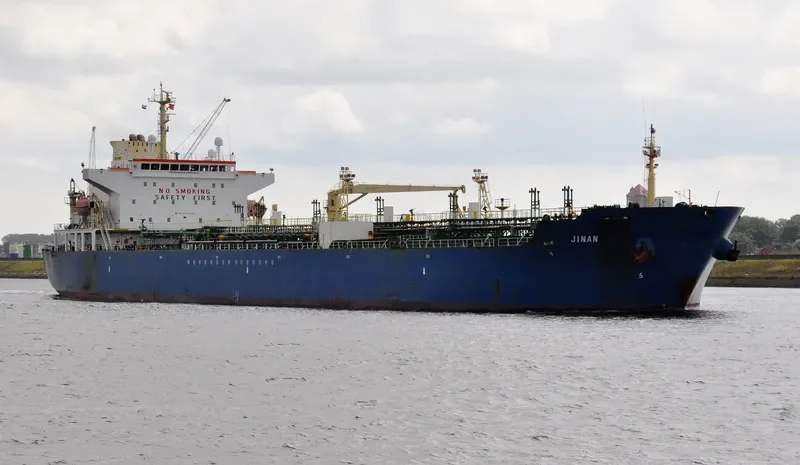MATRIX S.ILU Tanker IMO 9239654 photo 3