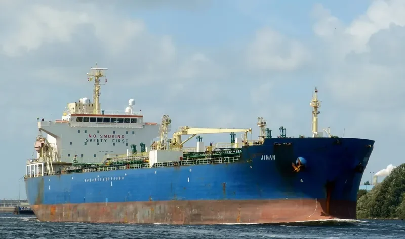 MATRIX S.ILU Tanker IMO 9239654 photo 7