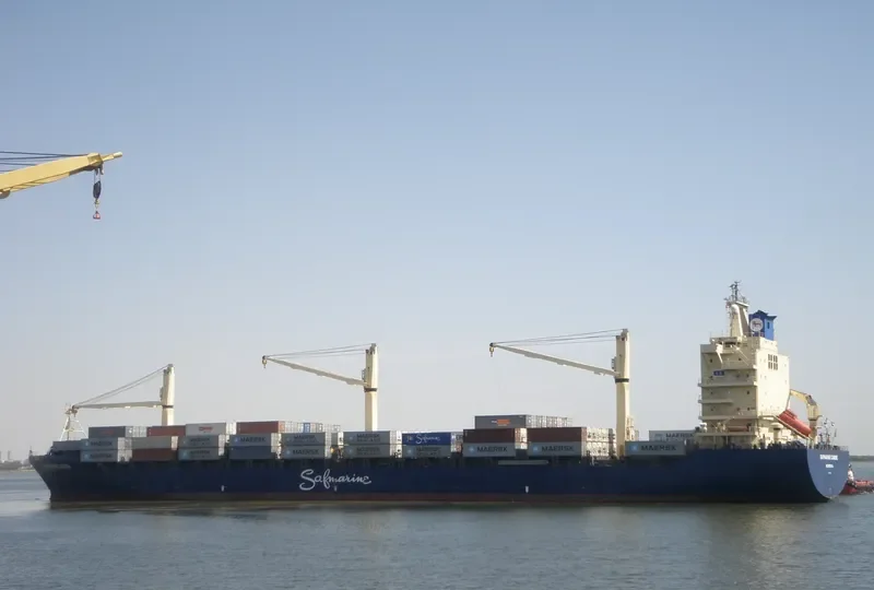 TG ATHENA Container Ship IMO 9239886 photo 5