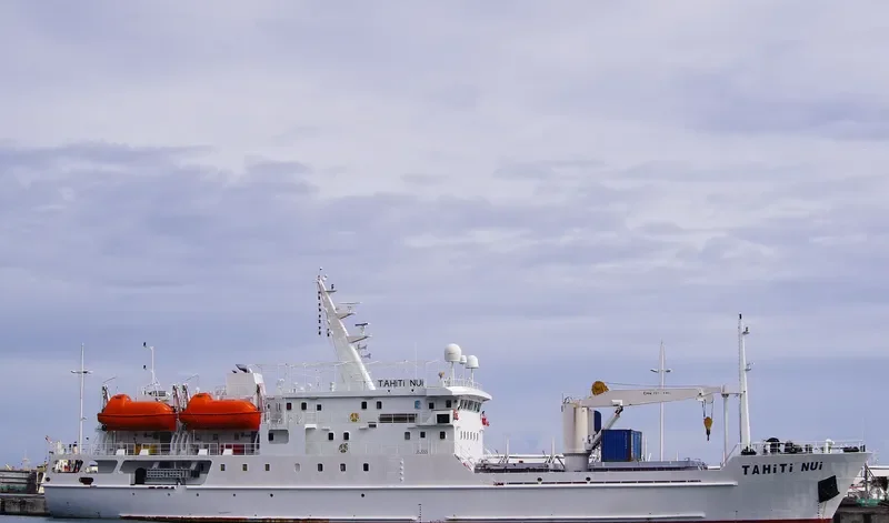 TAHITI NUI Passenger Ship IMO 9240067 photo 3