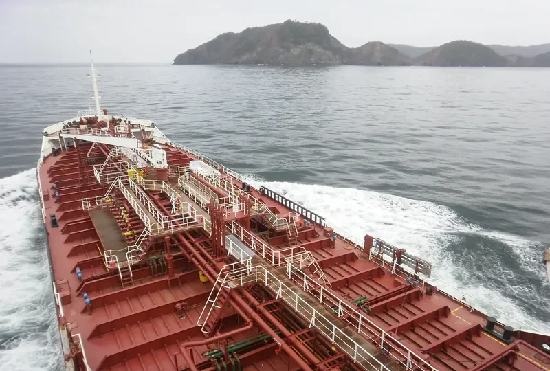 RAHAMA Tanker IMO 9240196 photo 3