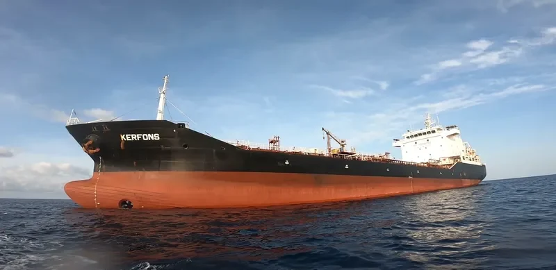 RAHAMA Tanker IMO 9240196 photo 7