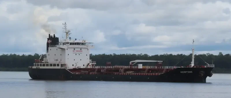 RAHAMA Tanker IMO 9240196 photo 8