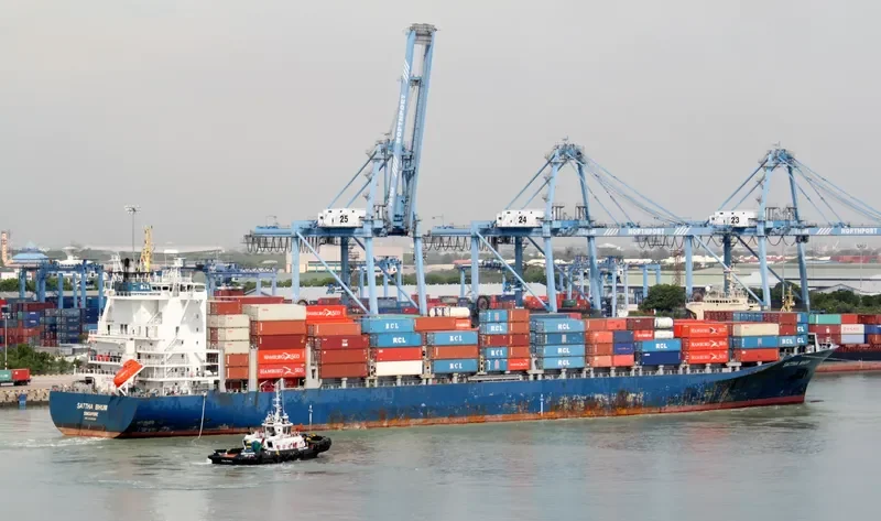 SATTHA BHUM Container Ship IMO 9240330 photo 10