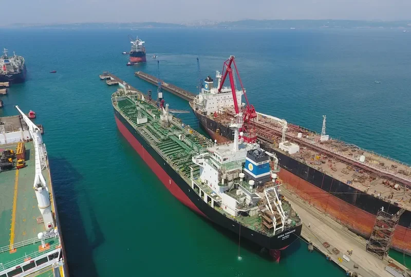 ROSA DINI Tanker IMO 9240718 photo 2