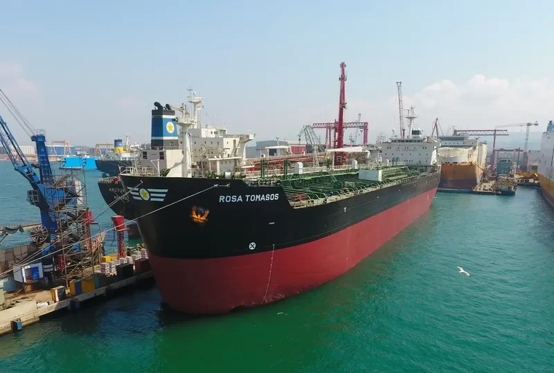 ROSA DINI Tanker IMO 9240718 photo 5