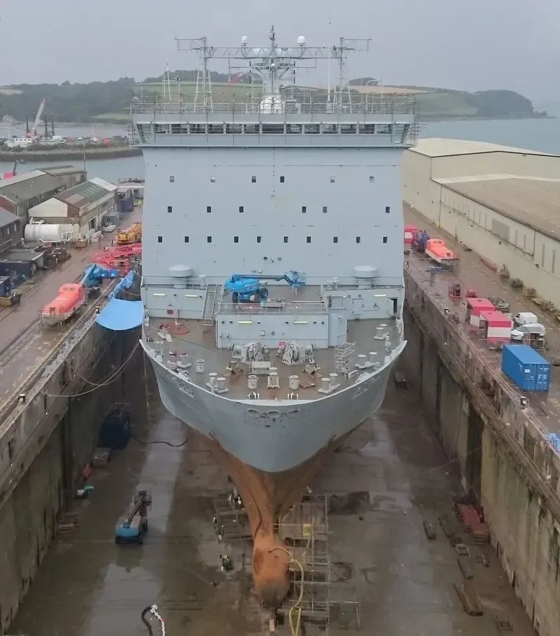 RFA LYME BAY General Cargo IMO 9240768 photo 2