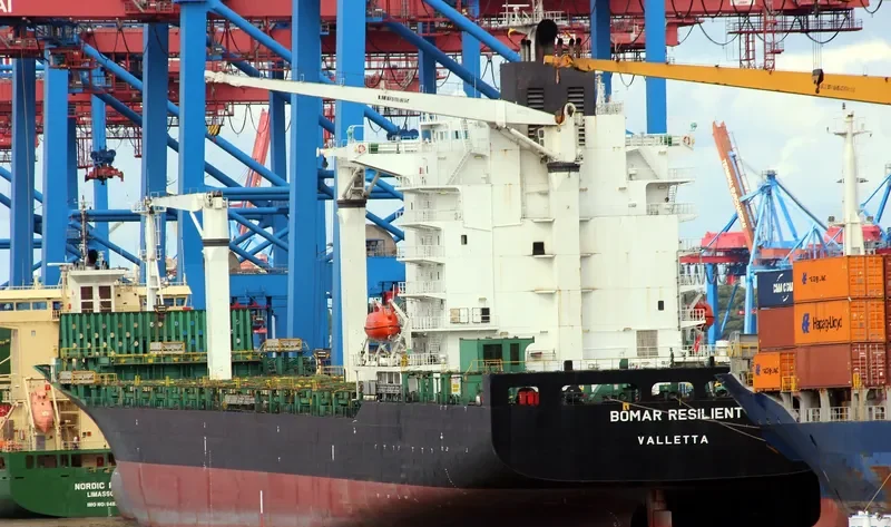 BOMAR RESILIENT Container Ship IMO 9240873 photo 7