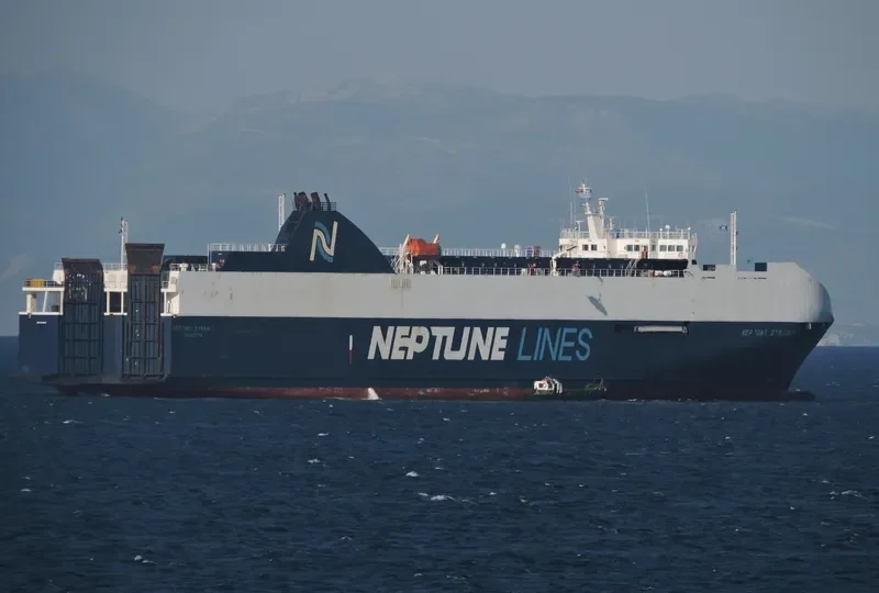 NEPTUNE DYNAMIS Ro-Ro IMO 9240976 photo 9