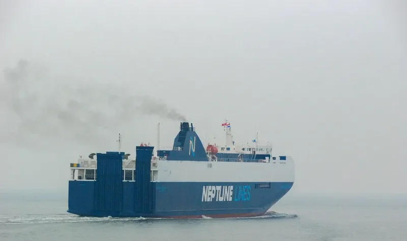 NEPTUNE DYNAMIS Ro-Ro IMO 9240976 photo 10