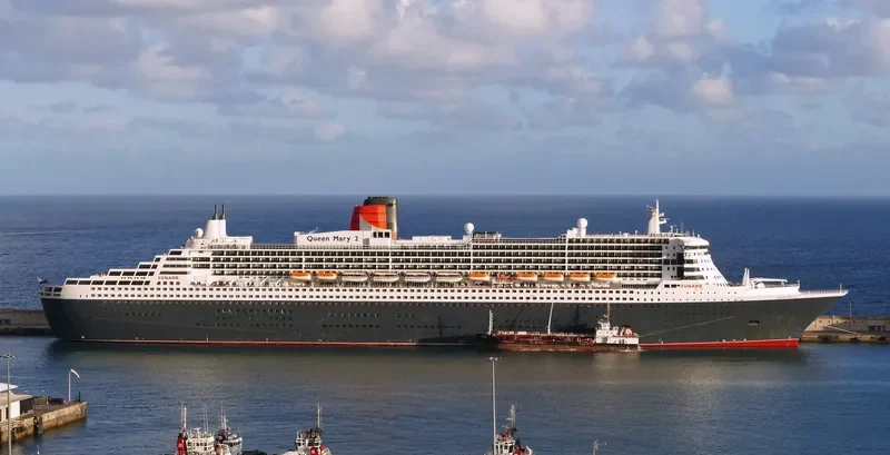 QUEEN MARY 2 Passenger Ship IMO 9241061 photo 3
