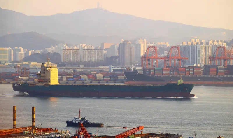 CIMBRIA Container Ship IMO 9241190 photo 3