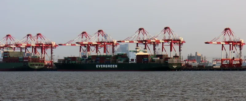EVER ETHIC Container Ship IMO 9241293 photo 2