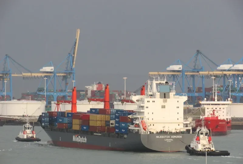 MSC BALTIC III Container Ship IMO 9241475 photo 10